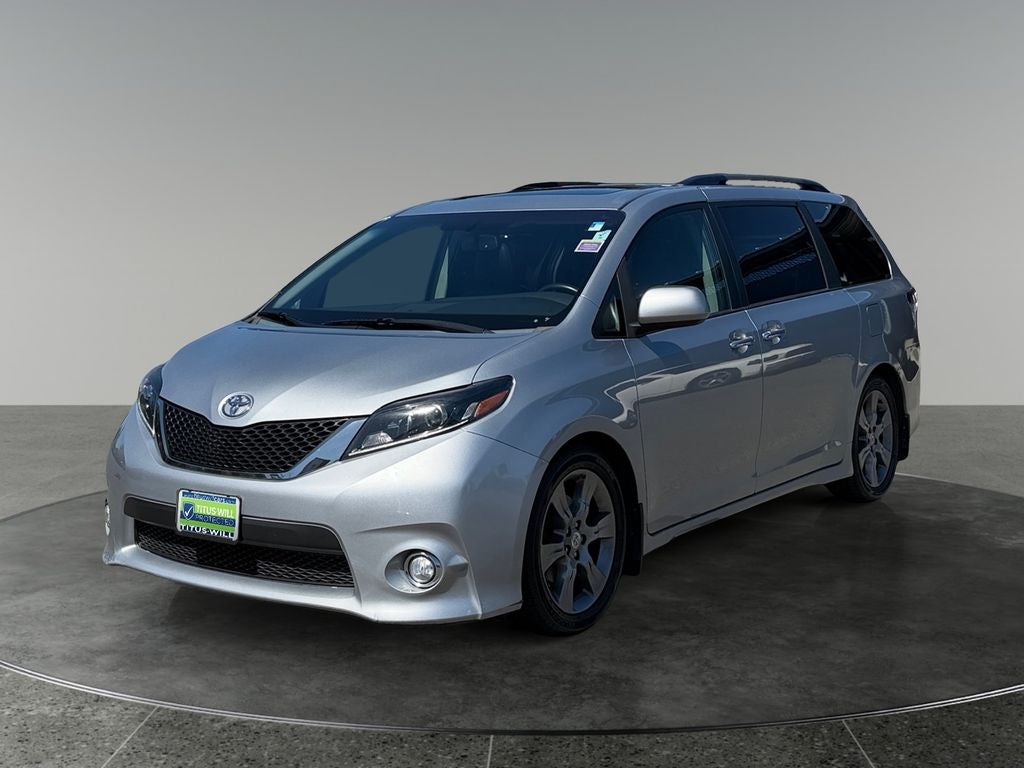 2015 Toyota Sienna SE 7 Passenger