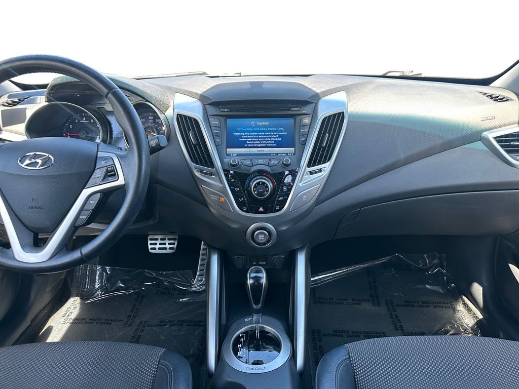 2013 Hyundai Veloster Base w/Black