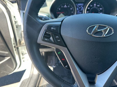 2013 Hyundai Veloster Base w/Black