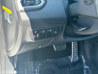 2013 Hyundai Veloster Base w/Black