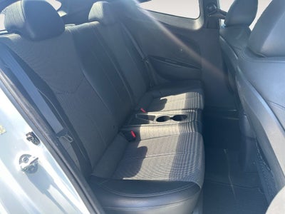 2013 Hyundai Veloster Base w/Black