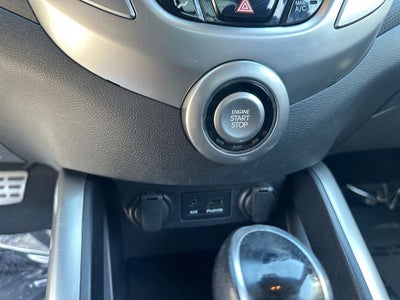 2013 Hyundai Veloster Base w/Black