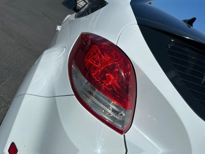 2013 Hyundai Veloster Base w/Black