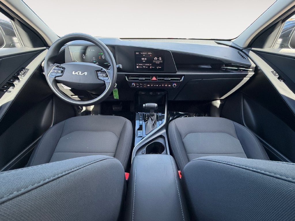 2025 Kia Niro LX
