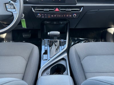 2025 Kia Niro LX