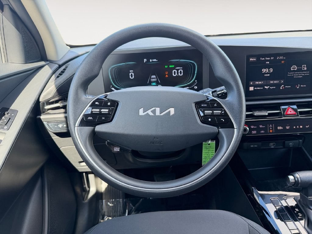2025 Kia Niro LX