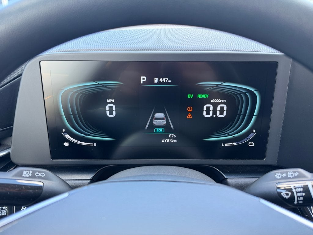 2025 Kia Niro LX