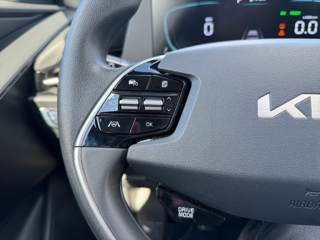 2025 Kia Niro LX