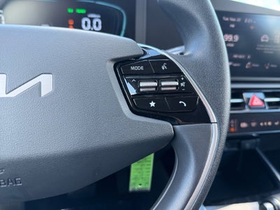 2025 Kia Niro LX