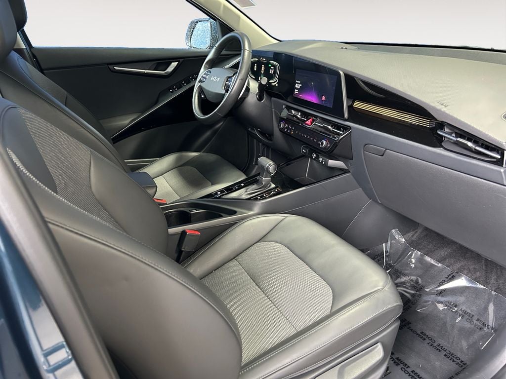 2024 Kia Niro EX