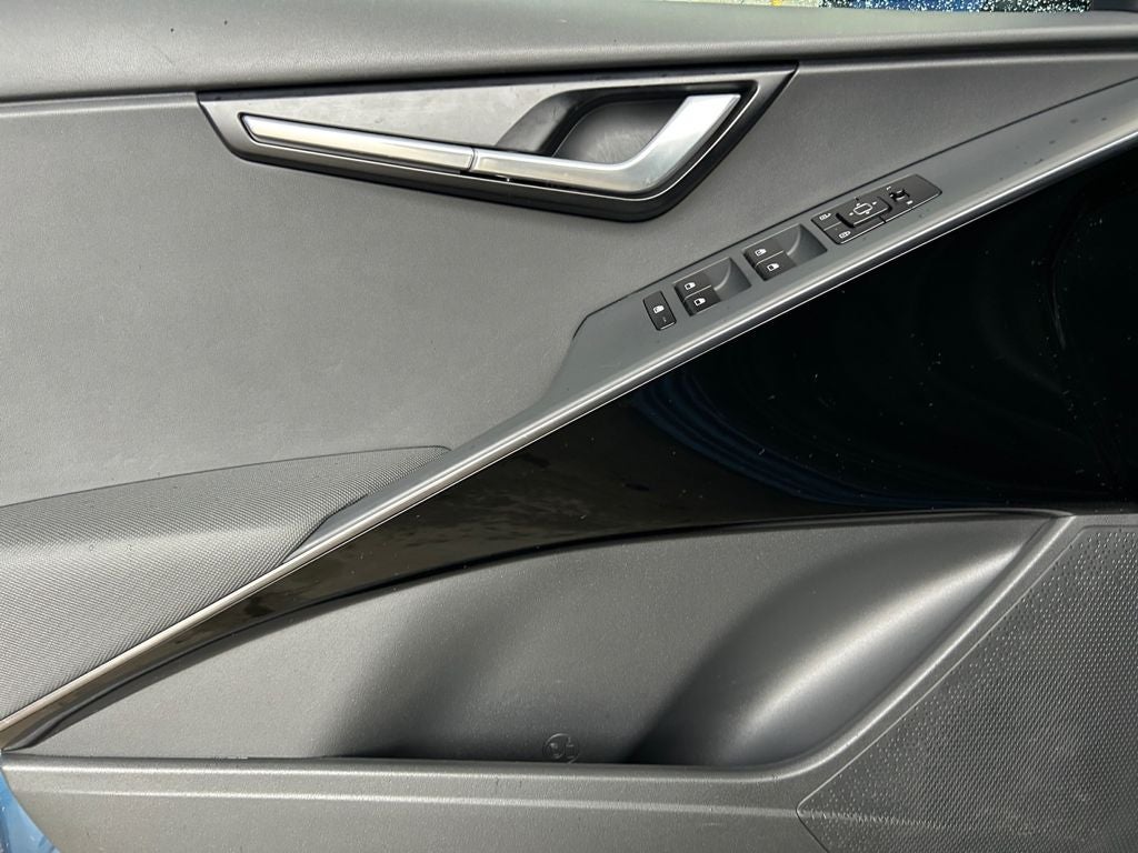 2024 Kia Niro EX