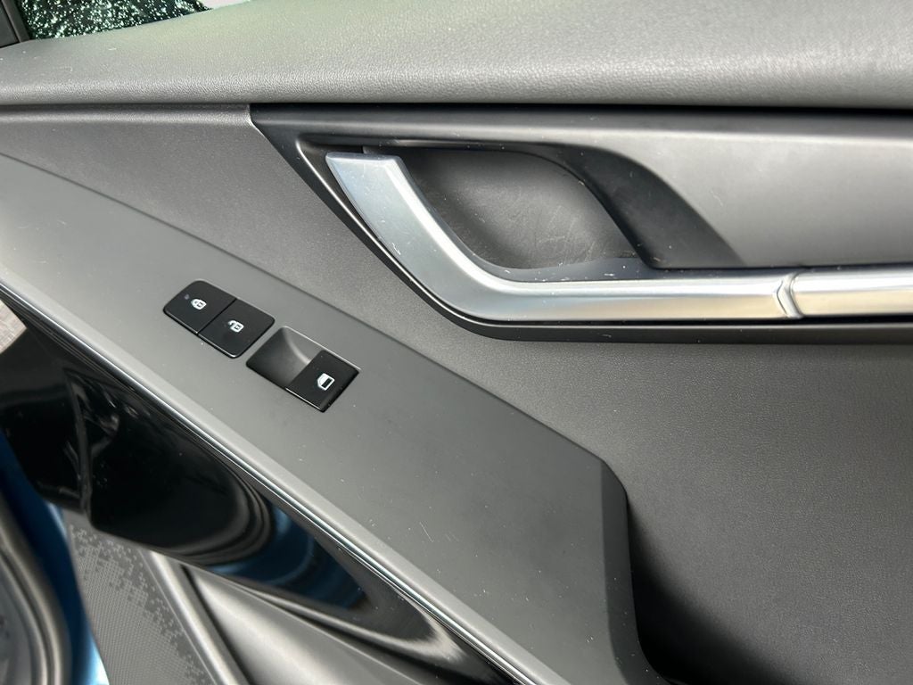 2024 Kia Niro EX