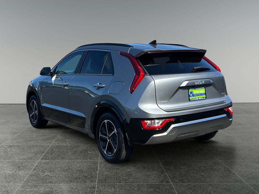 2024 Kia Niro SX