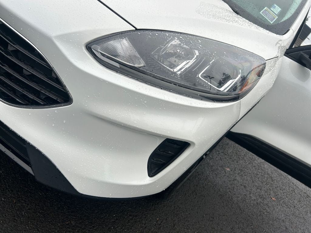 2022 Ford Escape SE Hybrid