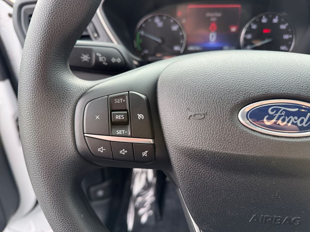 2022 Ford Escape Hybrid SE