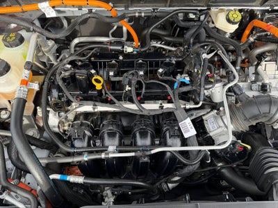 2022 Ford Escape Hybrid SE