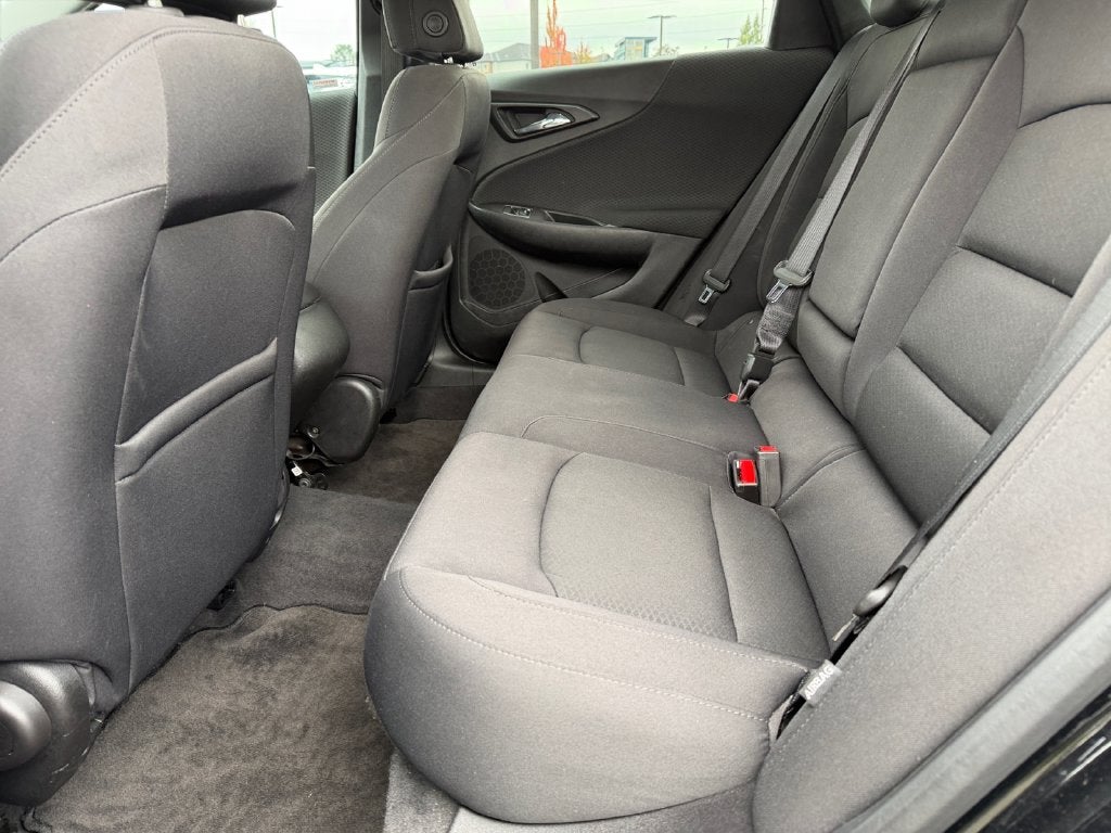 2017 Chevrolet Malibu LS 1LS