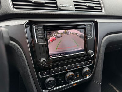 2018 Volkswagen Passat 2.0T R-Line