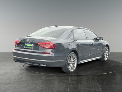 2018 Volkswagen Passat 2.0T R-Line