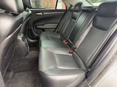2016 Chrysler 300 C