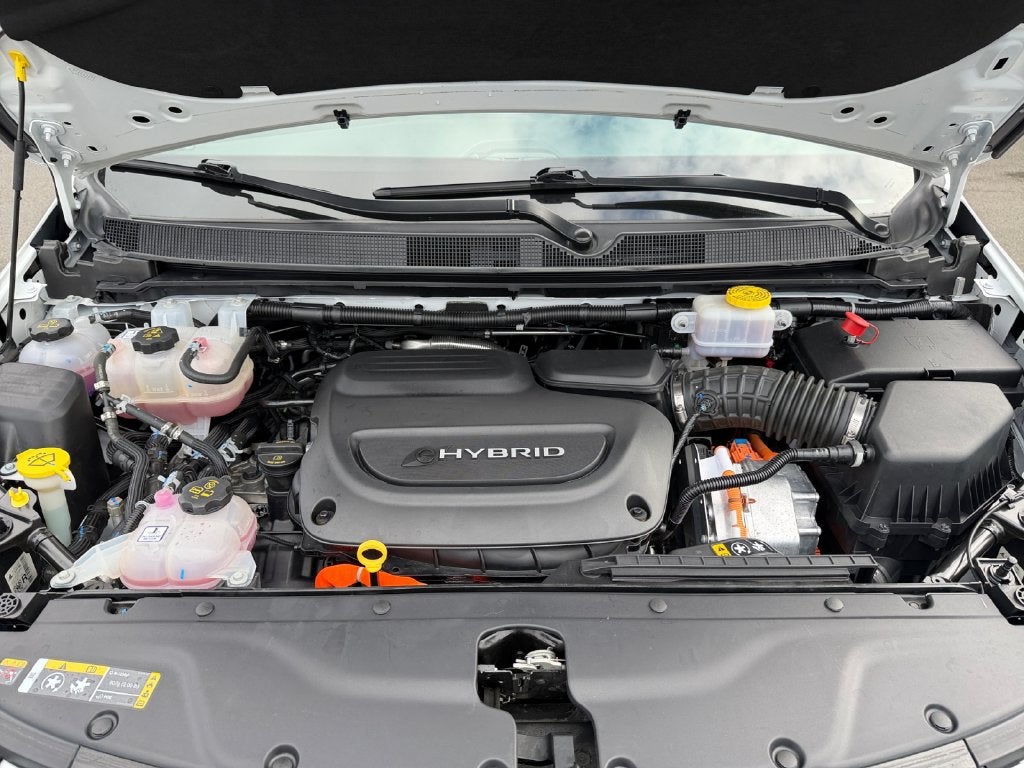 2023 Chrysler Pacifica Hybrid Touring L
