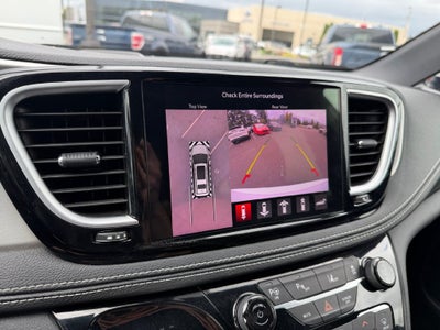 2023 Chrysler Pacifica Hybrid Limited