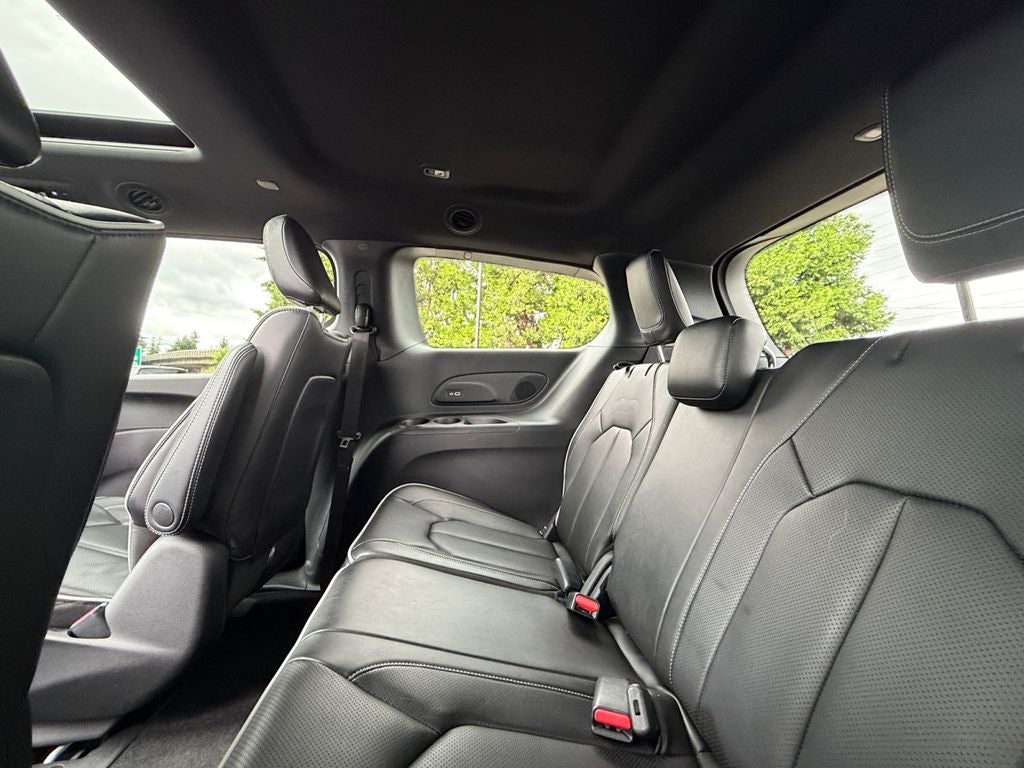 2023 Chrysler Pacifica Hybrid Limited