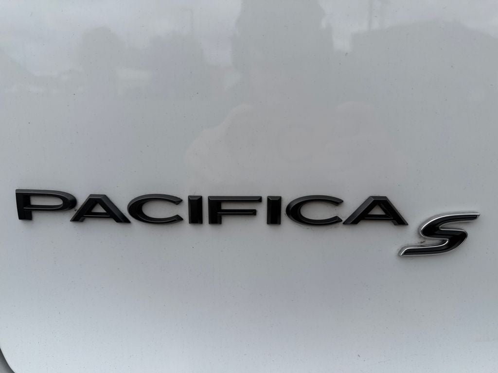 2023 Chrysler Pacifica Hybrid Limited