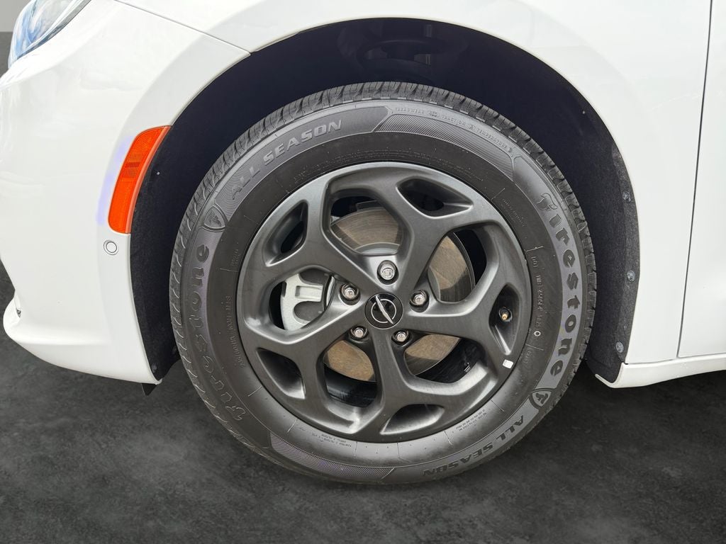 2023 Chrysler Pacifica Hybrid Limited