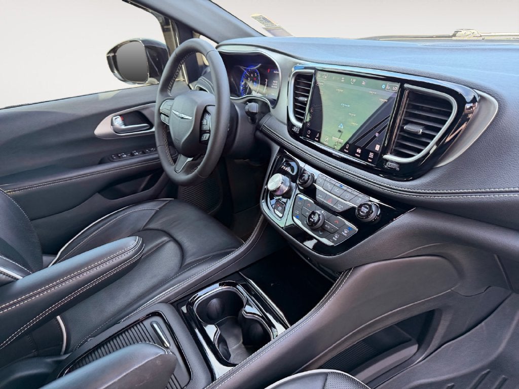 2024 Chrysler Pacifica Limited AWD