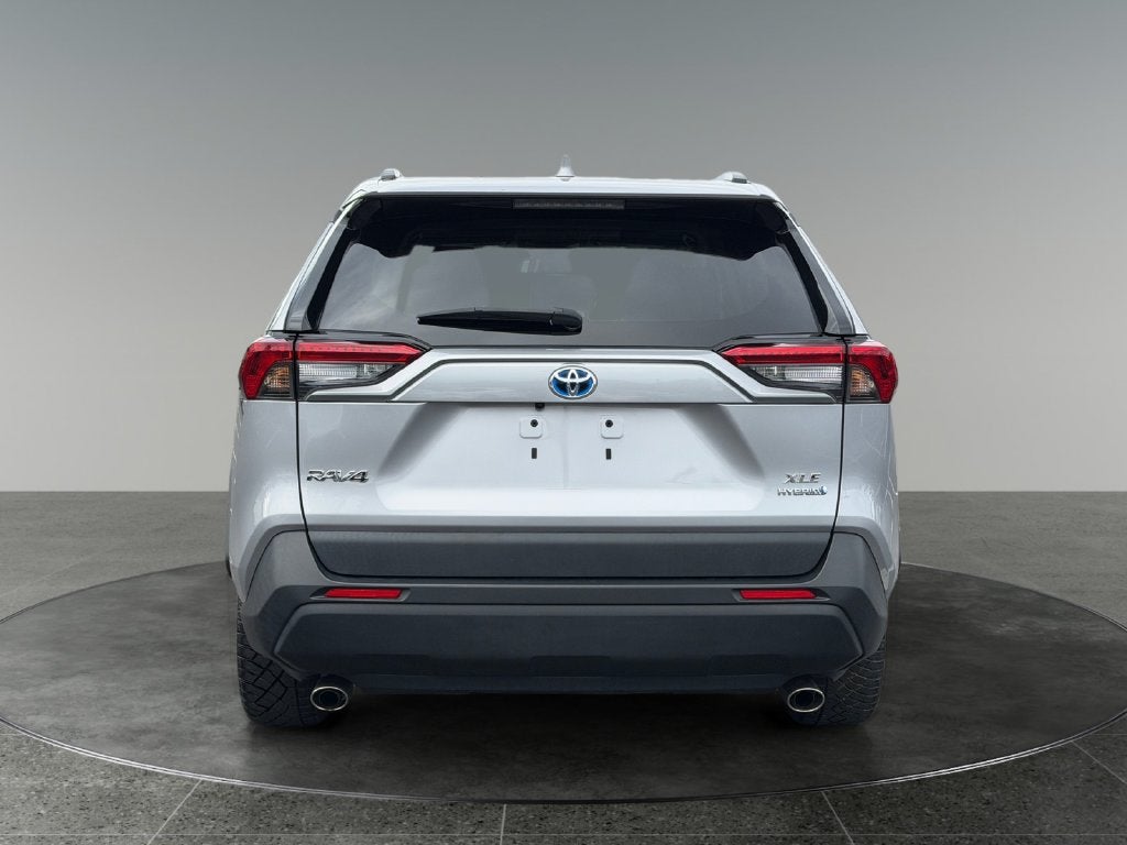 2023 Toyota RAV4 Hybrid XLE