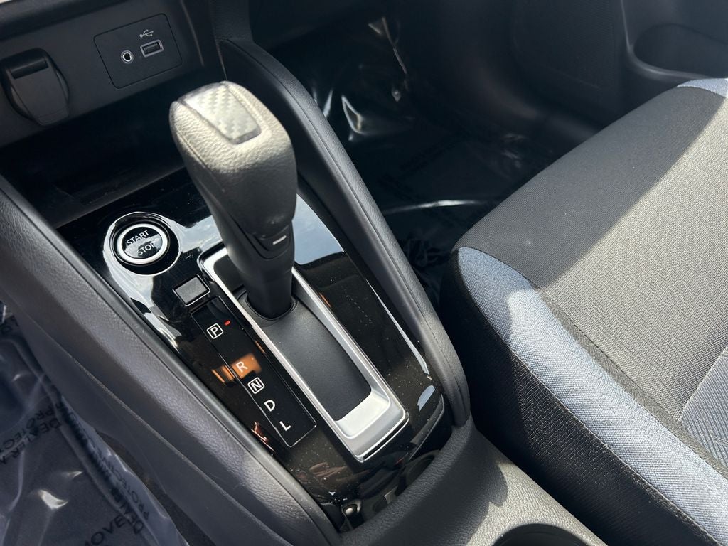2023 Nissan Versa 1.6 SV