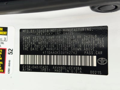 2025 Toyota Camry SE