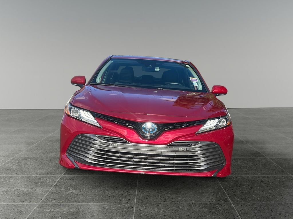 2020 Toyota Camry Hybrid XLE