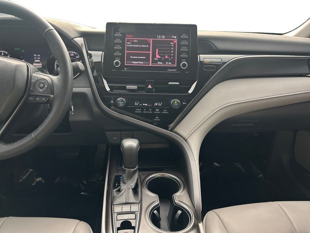 2024 Toyota Camry SE ALL-WHEEL DRIVE
