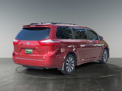 2018 Toyota Sienna XLE Premium 7 Passenger