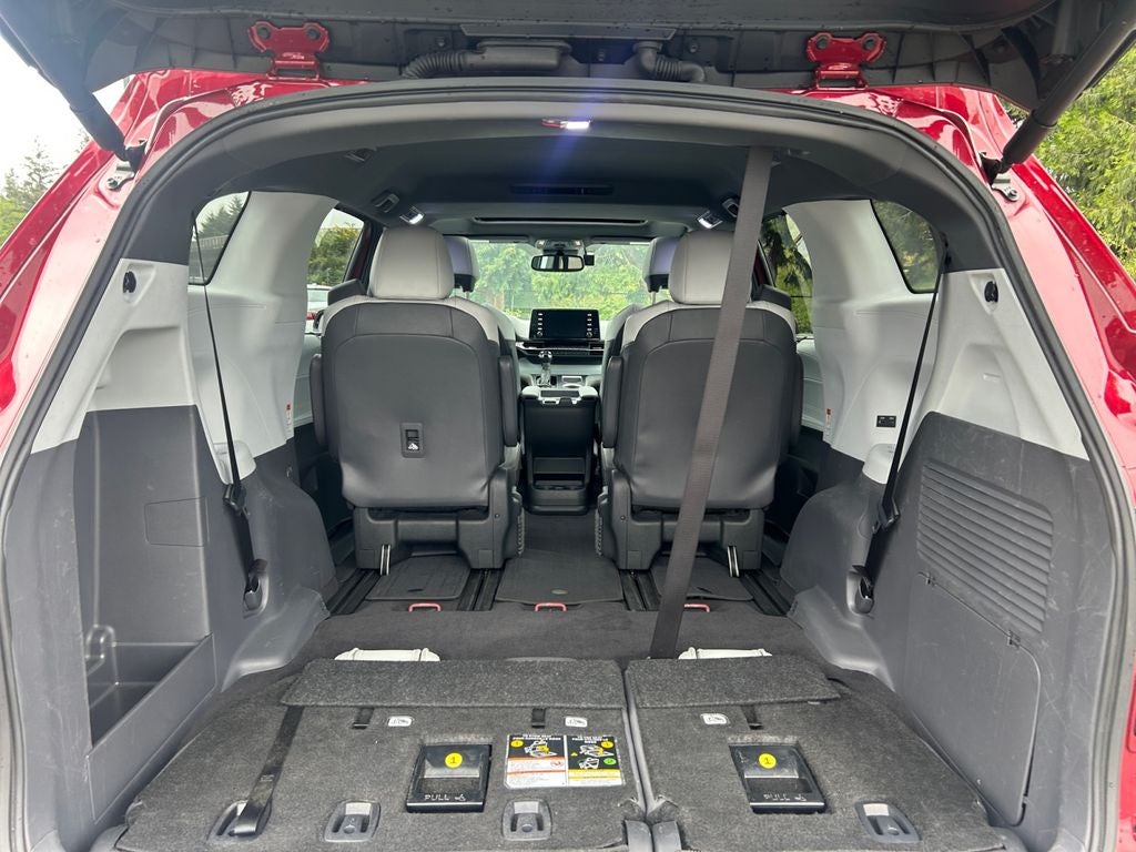 2024 Toyota Sienna XSE 7 Passenger
