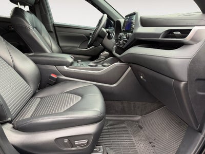 2023 Toyota Highlander XSE