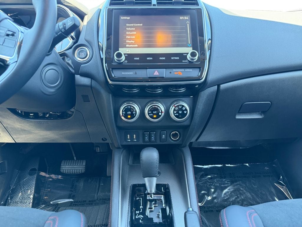 2025 Mitsubishi Outlander Sport 2.0 SE