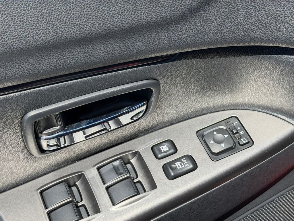 2025 Mitsubishi Outlander Sport 2.0 SE