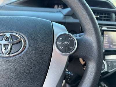 2016 Toyota Prius c Persona Series