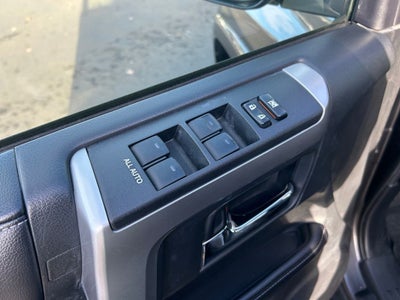 2019 Toyota 4Runner SR5 Premium 3rd Row Seating