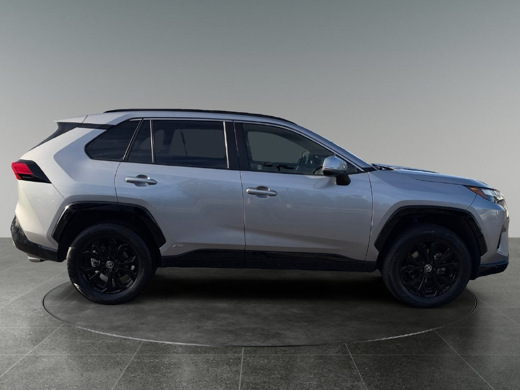 2023 Toyota RAV4 Hybrid SE