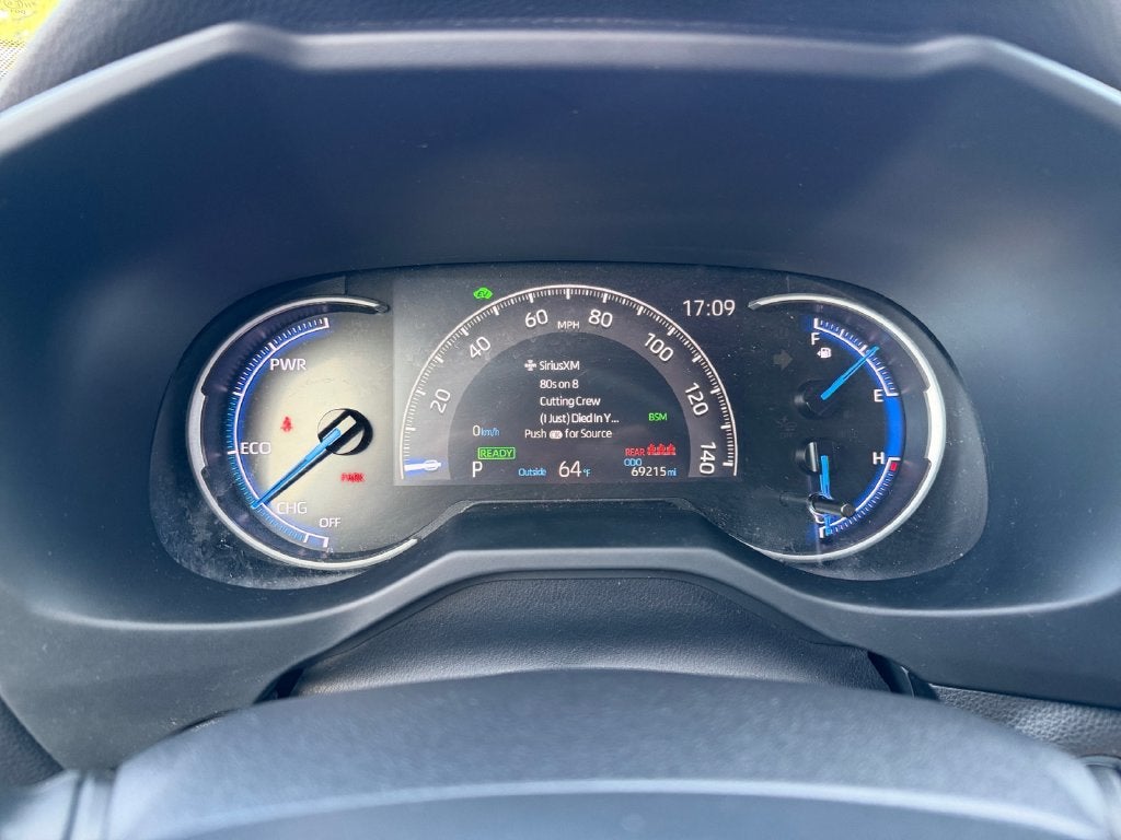 2023 Toyota RAV4 Hybrid SE
