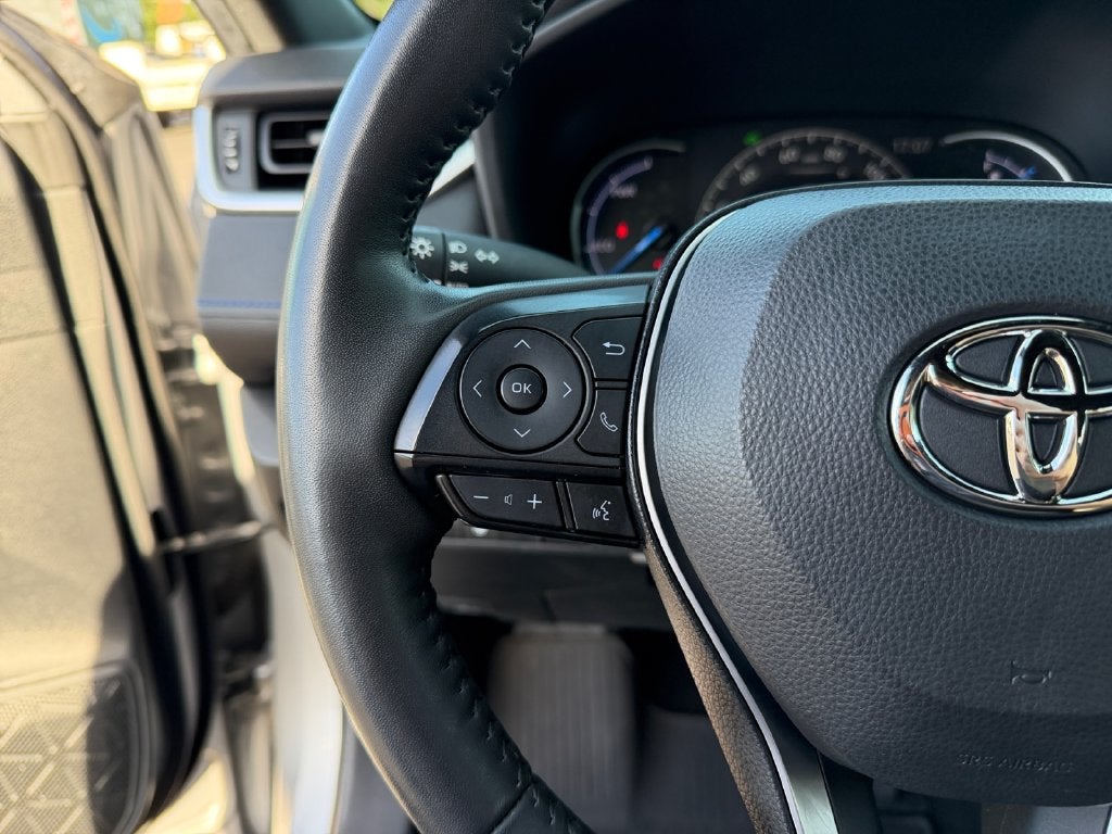 2023 Toyota RAV4 Hybrid SE