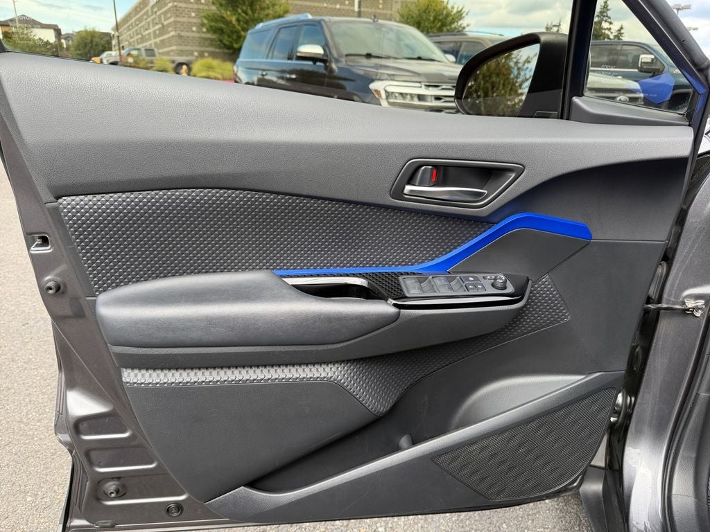 2021 Toyota C-HR XLE