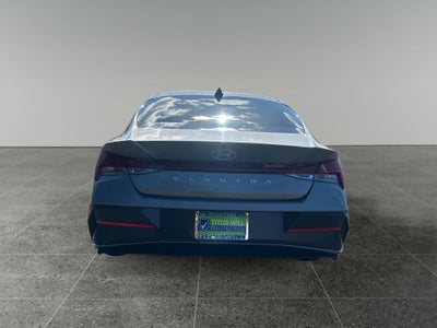 2024 Hyundai Elantra SEL