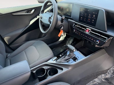 2025 Kia Niro LX