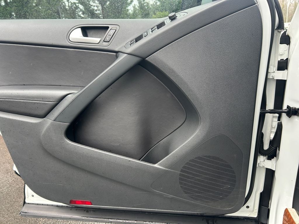 2016 Volkswagen Tiguan S 4Motion