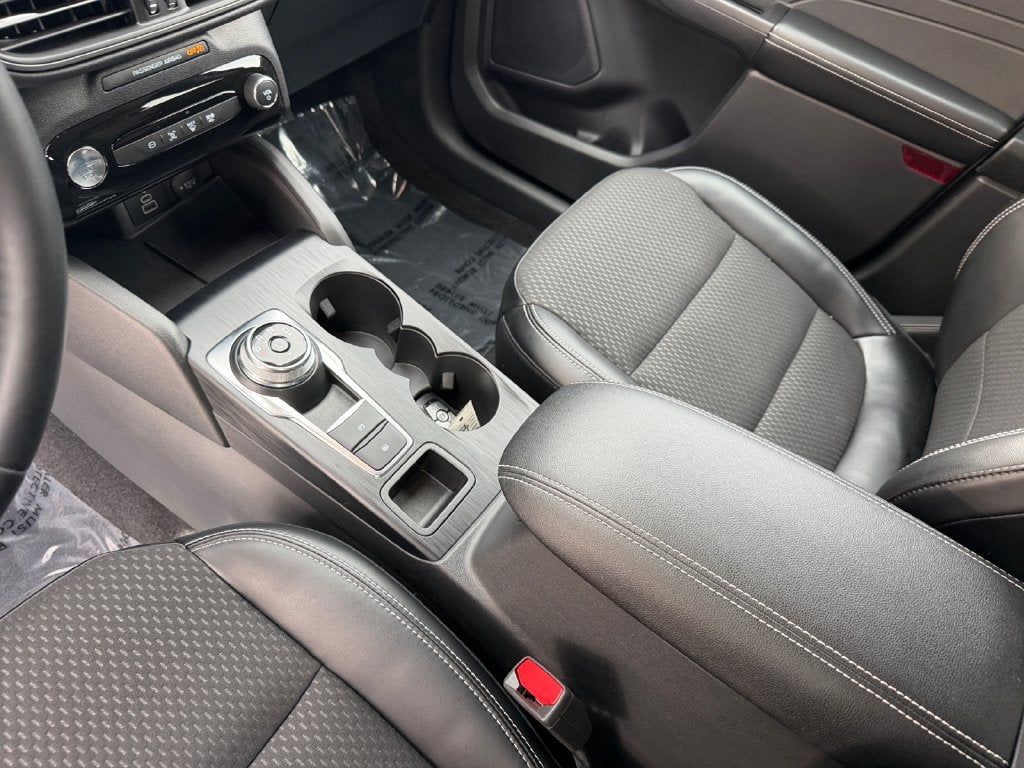 2024 Ford Escape Plug-In Hybrid Base